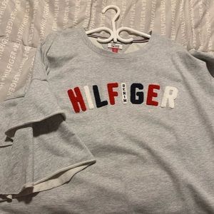 Tommy Hilfiger sweater